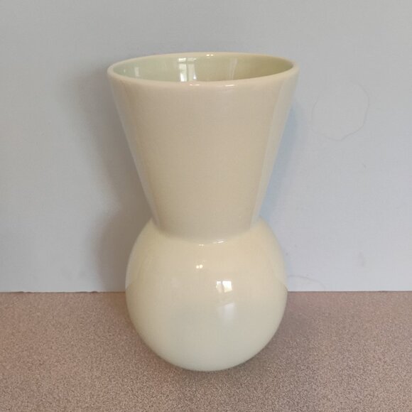 The Bougs MCM Seafoam Green Vase - Picture 1 of 4